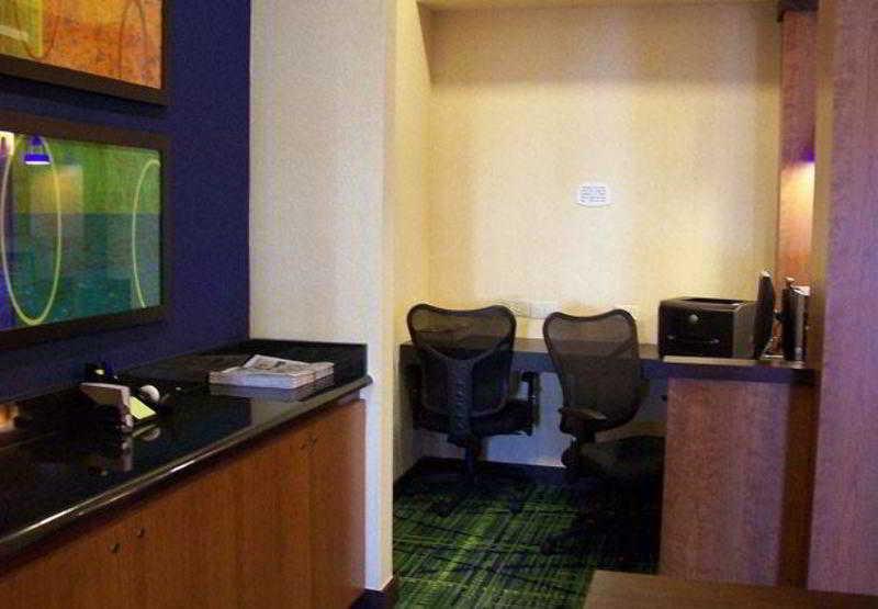 Fairfield Inn And Suites By Marriott Strasburg Shenandoah Valley Buitenkant foto