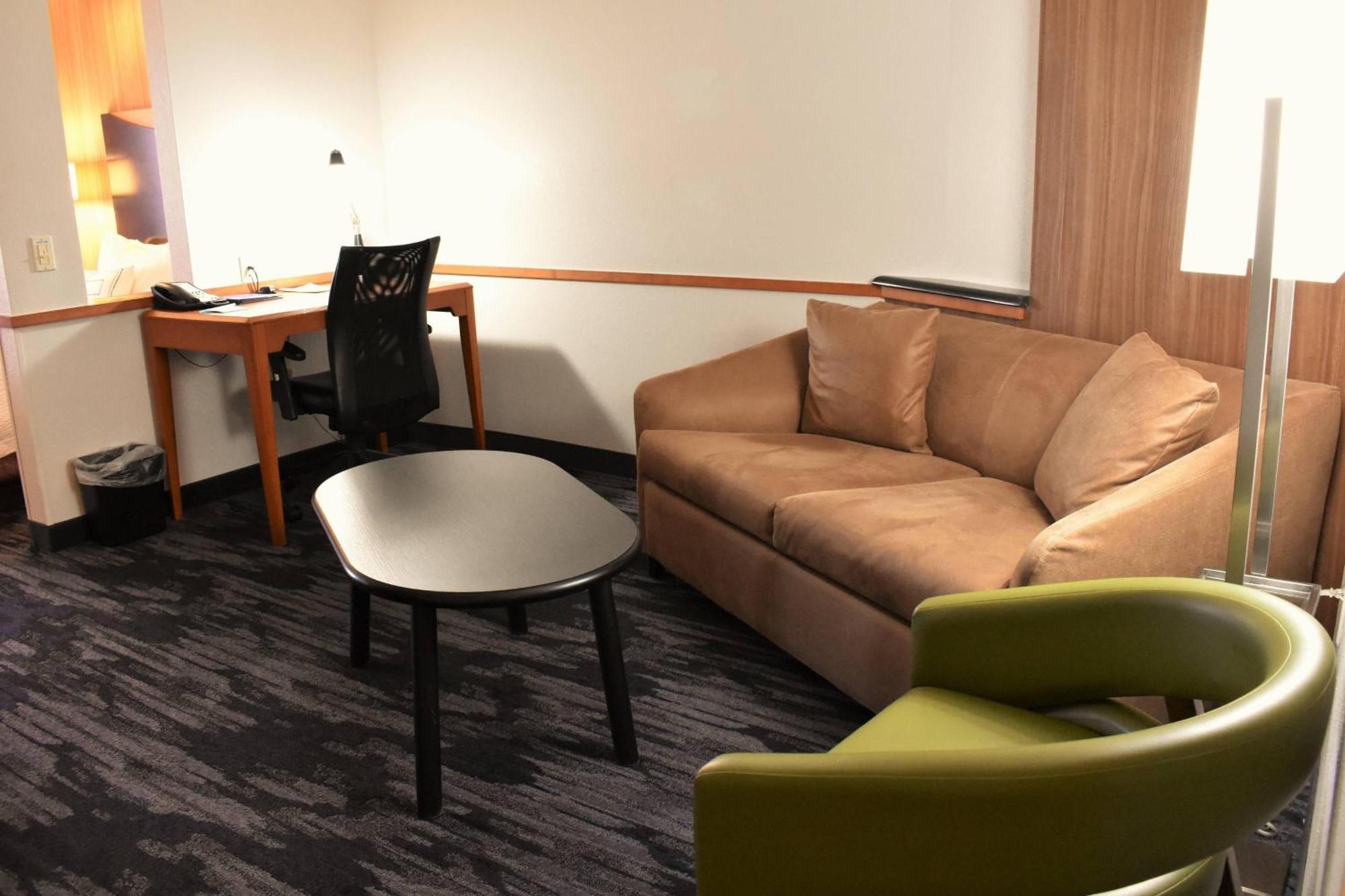 Fairfield Inn And Suites By Marriott Strasburg Shenandoah Valley Buitenkant foto