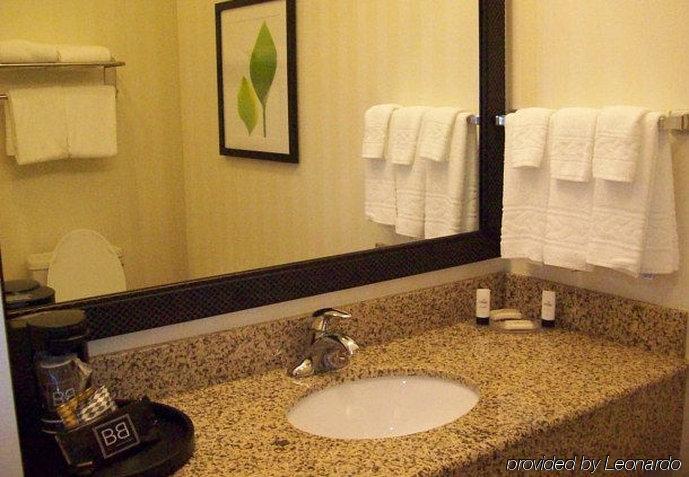 Fairfield Inn And Suites By Marriott Strasburg Shenandoah Valley Buitenkant foto